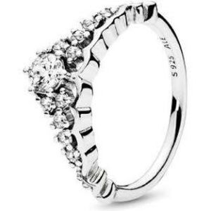 Pandora Princess ring size 6